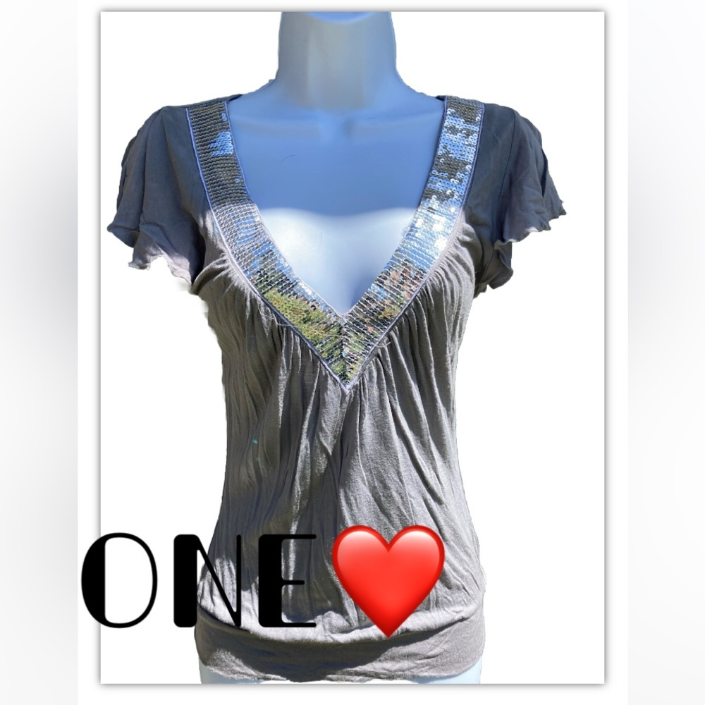 Womens One❤️ Gray Silver Sequins Flutter Sleeve Tee S Small